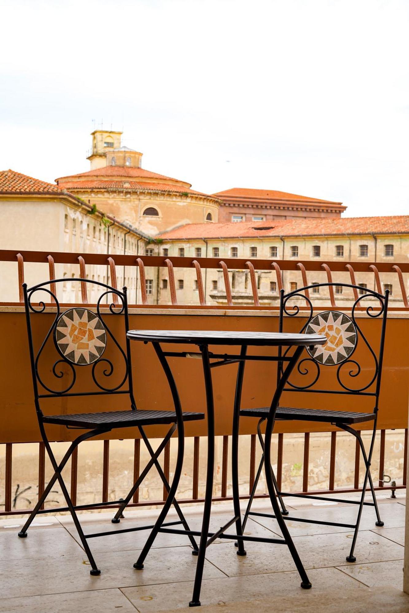 Clavi Apartament Sassari Exterior photo